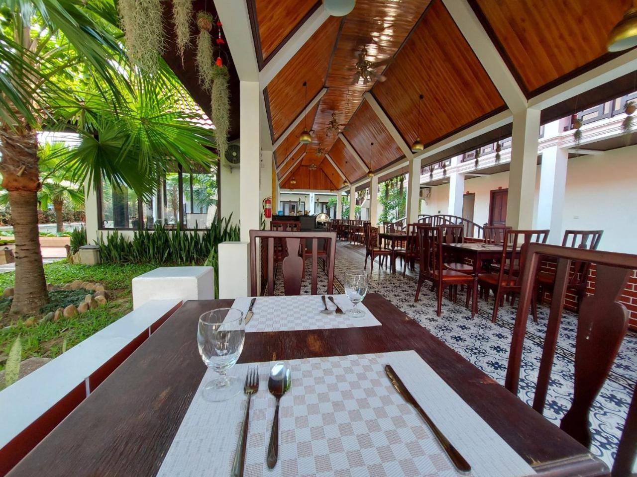 Sunrise Garden House Hotel Luang Prabang Buitenkant foto