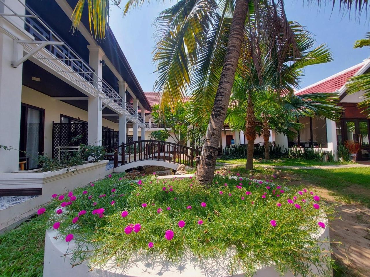 Sunrise Garden House Hotel Luang Prabang Buitenkant foto